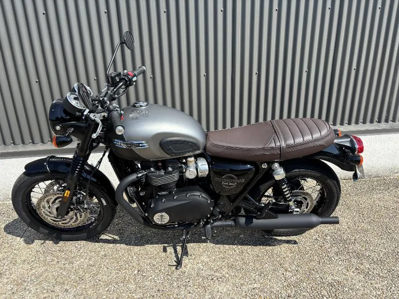 BONNEVILLE T120
