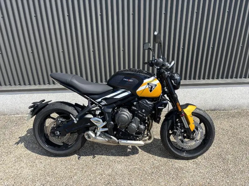 TRIDENT 660