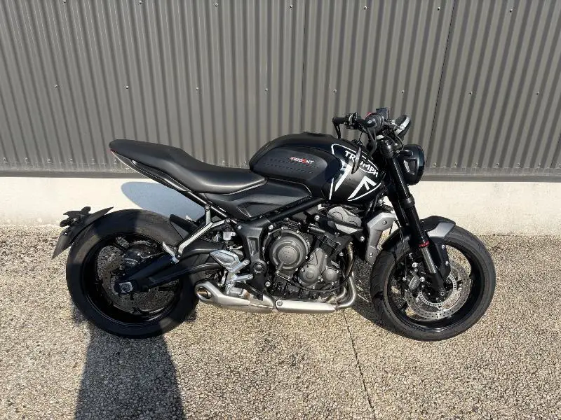 TRIDENT 660