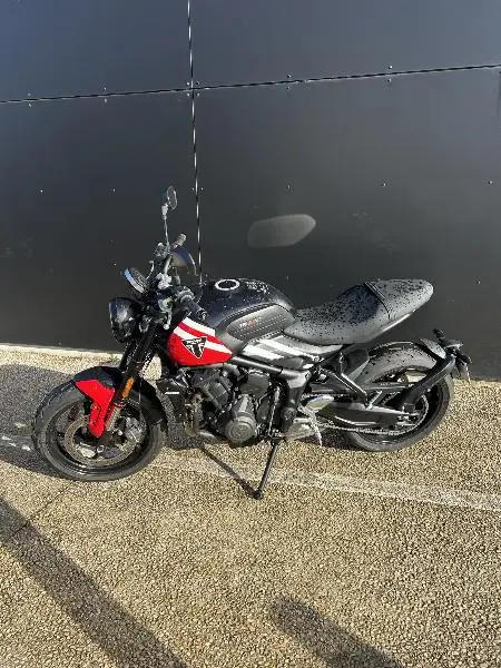 TRIDENT 660