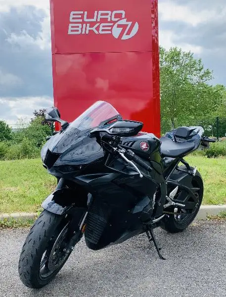 CBR 1000 RRR