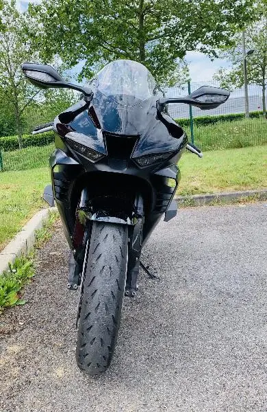 CBR 1000 RRR