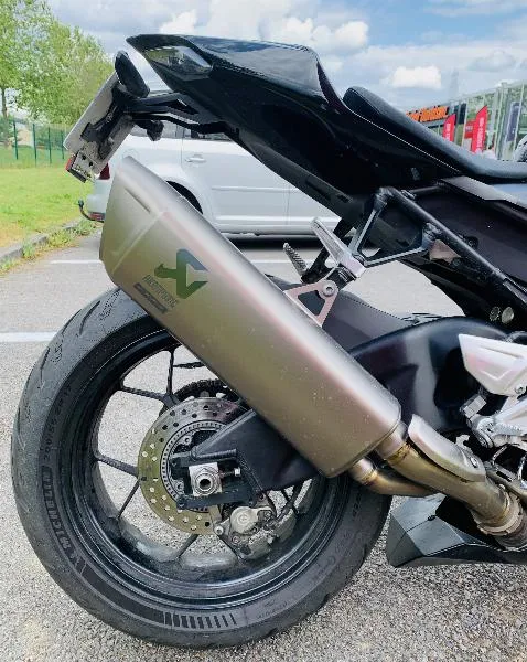CBR 1000 RRR