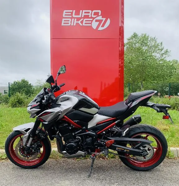 Z 900