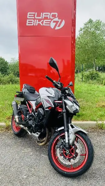 Z 900