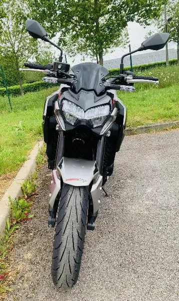 Z 900