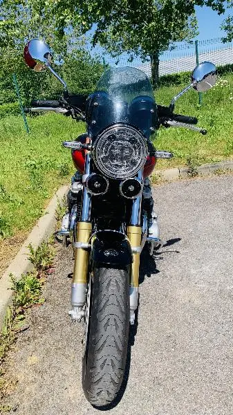CB 1100 RS