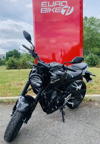 CB 125R Neo Sport Café