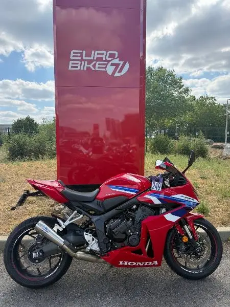 CB 650 R eClutch 2024
