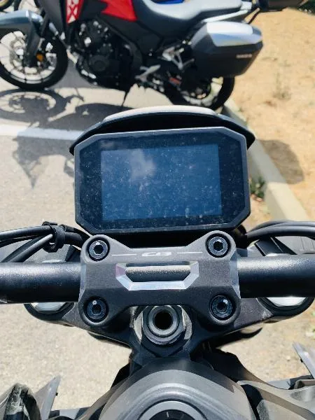 CB 1000 RA