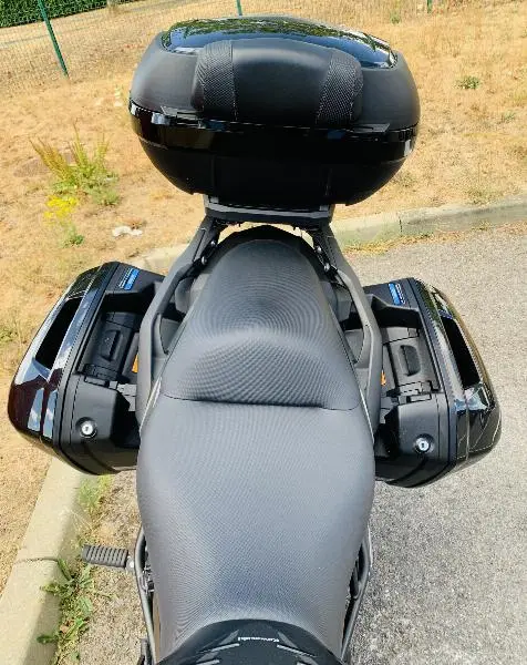 VERSYS 650 GRAND TOURER