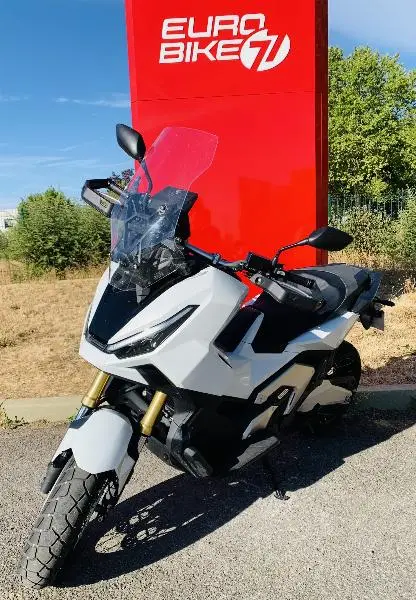 XADV 750 DCT