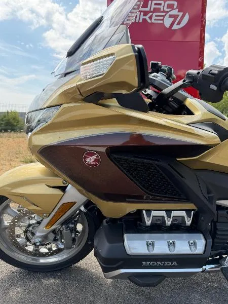 GL 1800 GOLDWING TOURING DCT