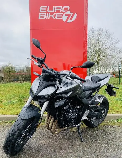 CB 1000 Hornet