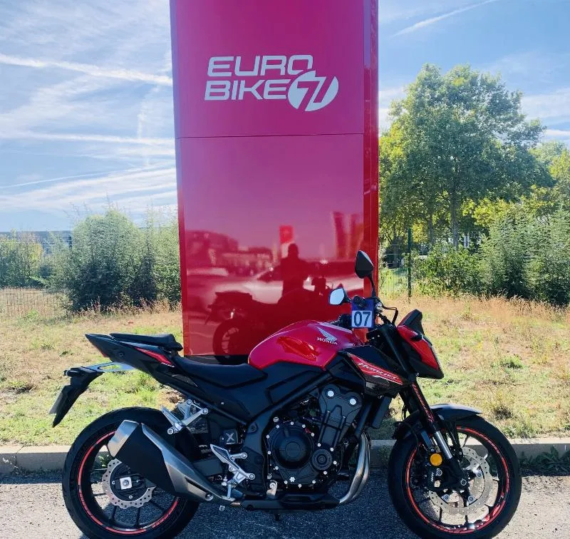 CB 500 Hornet 2025