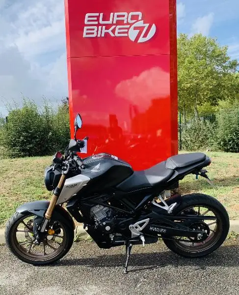 CB 125R Neo Sport Café