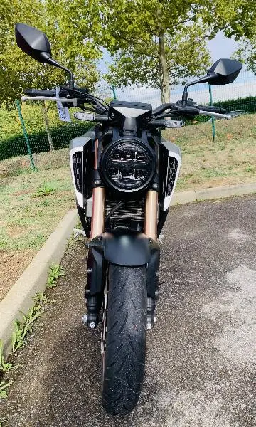 CB 125R Neo Sport Café