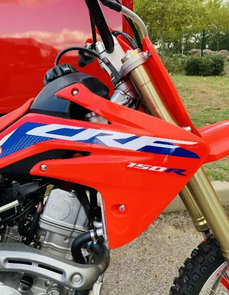CRF 150 R
