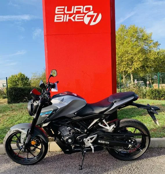 CB 125R Neo Sport Café