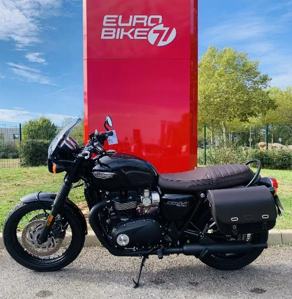 Bonneville T120 Black