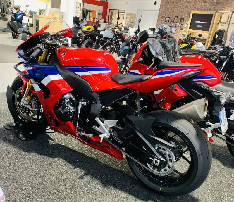 CBR 1000  RRR FIREBLADE SP