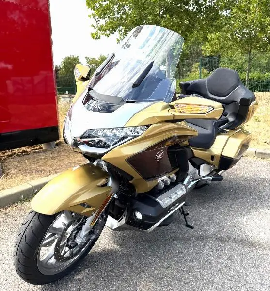 GL 1800 GOLDWING TOURING DCT