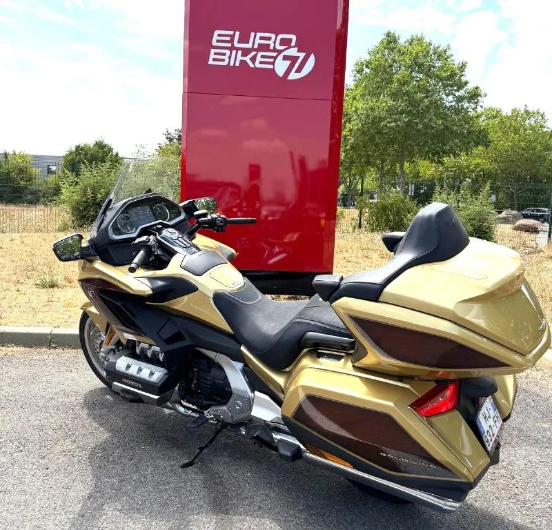 GL 1800 GOLDWING TOURING DCT