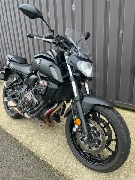 MT07