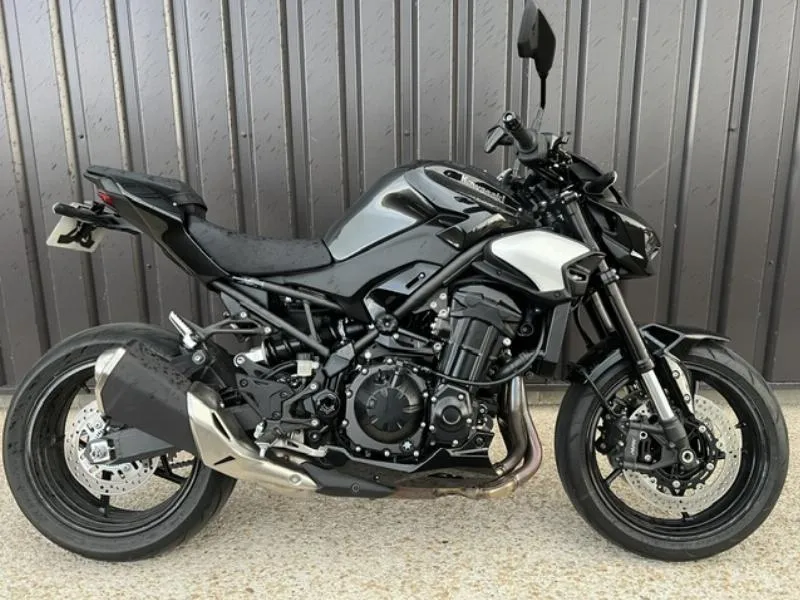 Z 900
