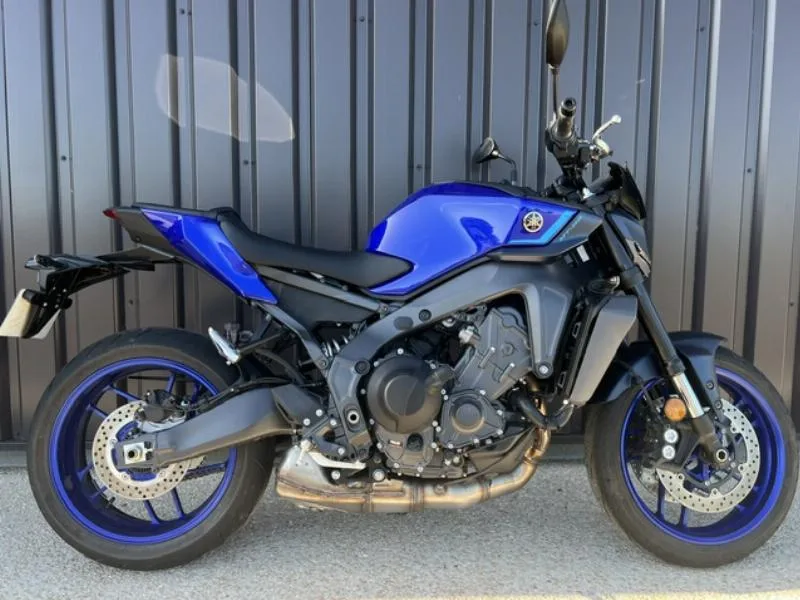 MT09