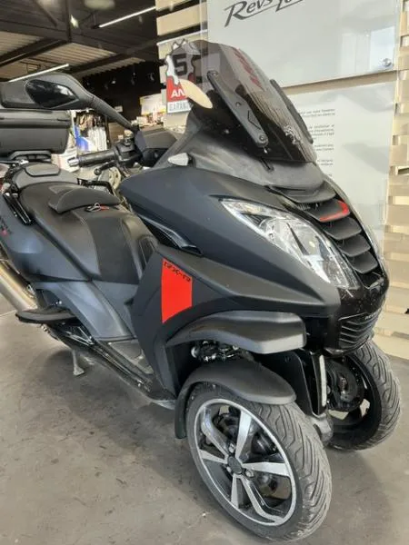 METROPOLIS 400