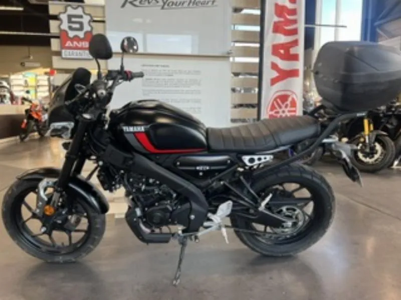 XSR 125