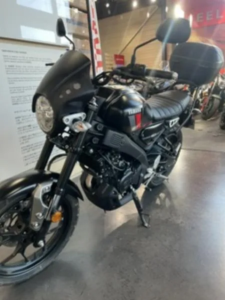 XSR 125