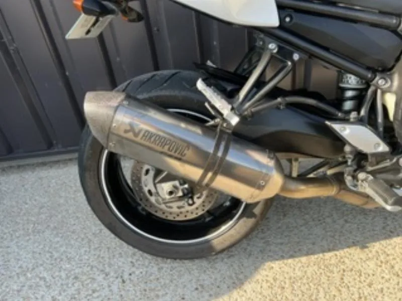 FZ8