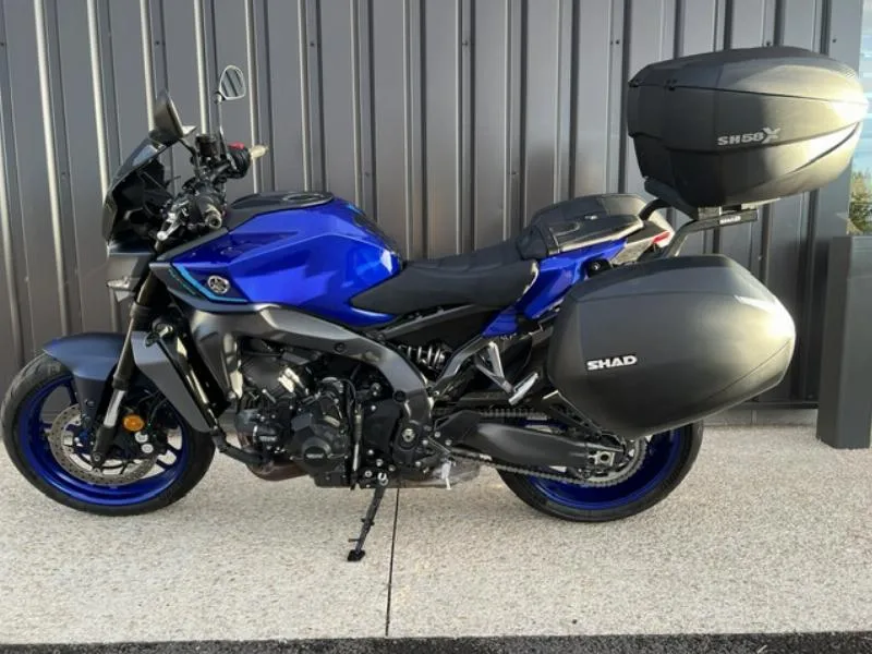 MT09
