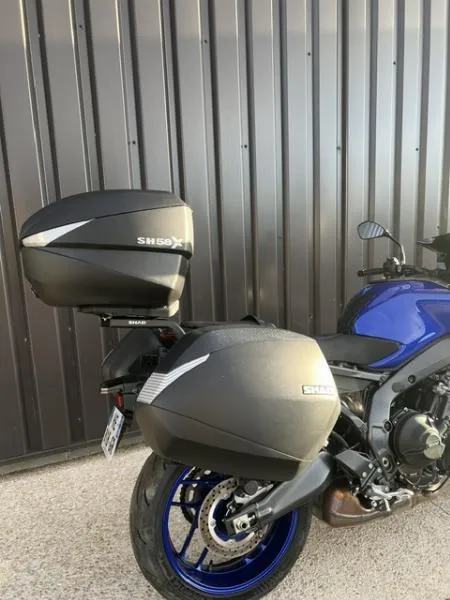 MT09