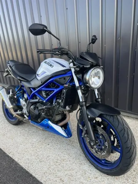 GLADIUS 650 ABS
