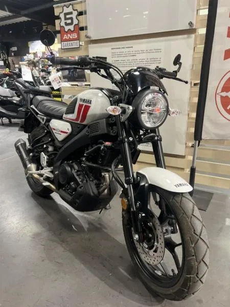 XSR 125