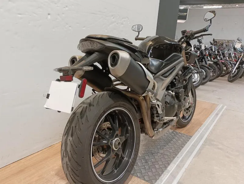 1050 SPEED TRIPLE S