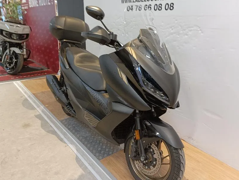 350 E