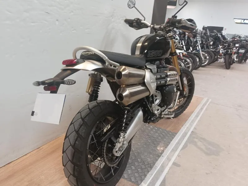SCRAMBLER 1200 XE