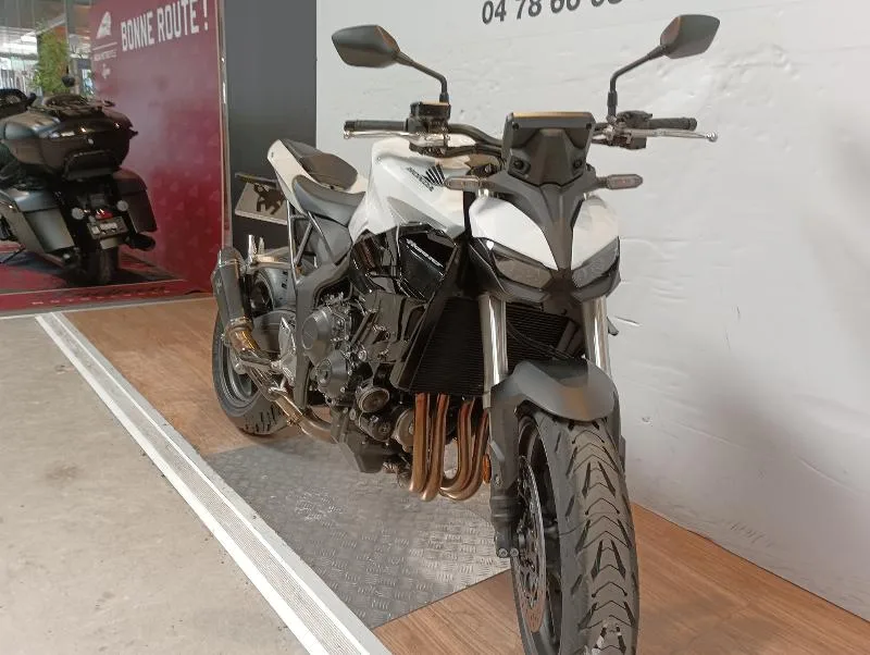 CB 1000 Hornet