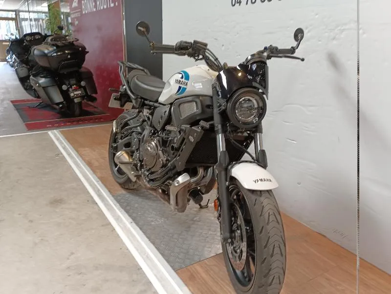 XSR 700 ABS