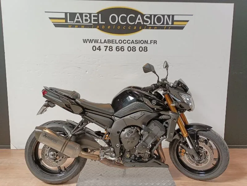 FZ8 R