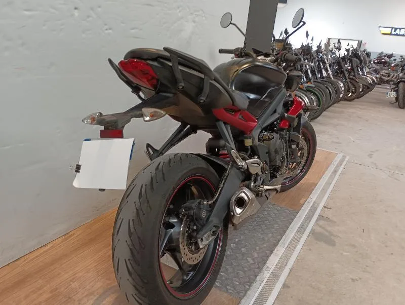 STREET TRIPLE 675 R