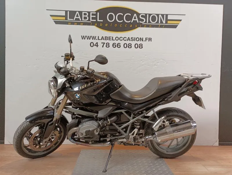 R 1200 R
