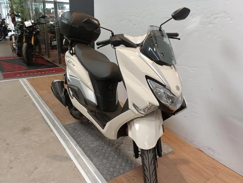 BURGMAN 125