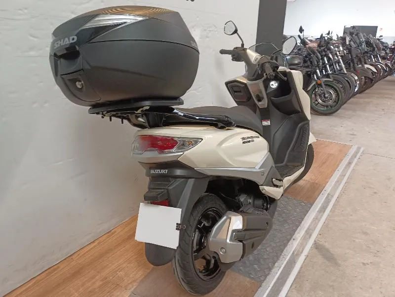 BURGMAN 125