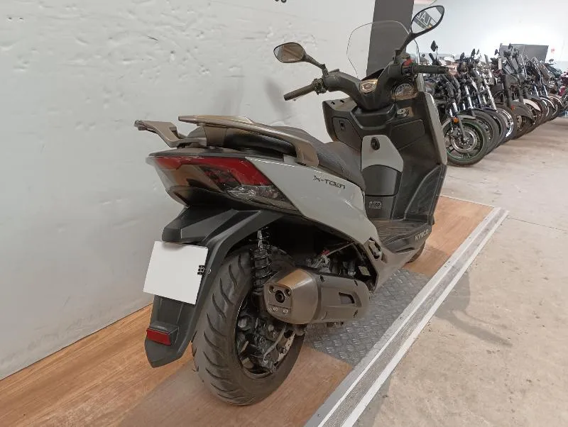 X.TOWN 125