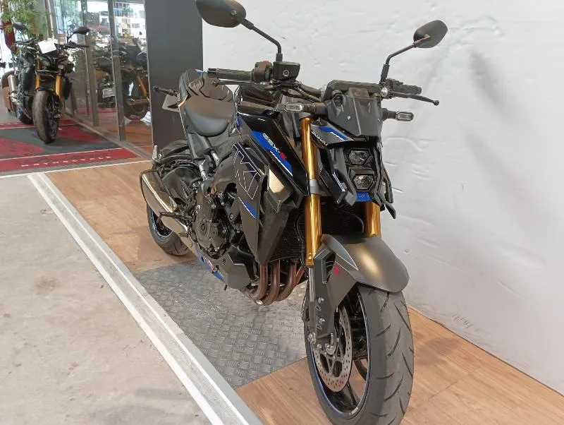 GSXS 1000
